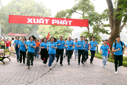 Chung kết Giải chạy Báo Hànộimới lần thứ 51 - Vì hòa bình phường Nghĩa Đô