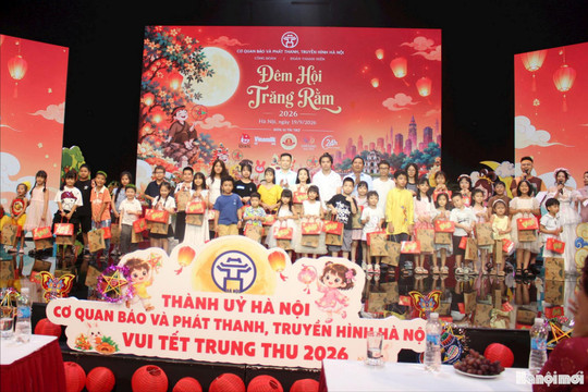 Rộn ràng ngày hội Trung thu tại Cơ quan Báo và Phát thanh, Truyền hình Hà Nội