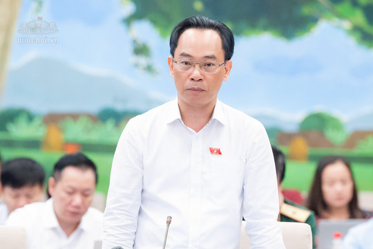Bộ trưởng Bộ Giáo dục và Đào tạo: Không để xảy ra thiếu sách giáo khoa trong những năm học sau