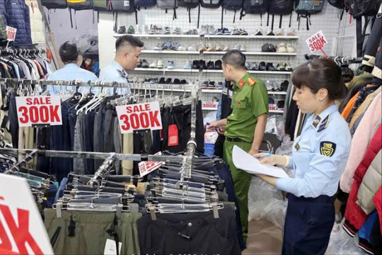 Hà Nội siết chặt chống hàng lậu - hàng giả những tháng cuối năm