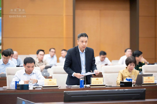 Không chuyển toàn bộ rủi ro đầu tư, kinh doanh vào giá điện