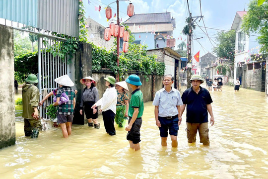 Lũ sông Bùi xuống chậm, úng ngập kéo dài