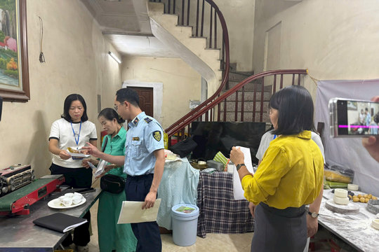 Phường Xuân Đỉnh: Chủ động siết quản lý an toàn thực phẩm mùa Trung thu