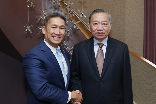 Tổng Bí thư, Chủ tịch nước Tô Lâm tiếp Quyền Bộ trưởng Hải quân Hoa Kỳ Hùng Cao