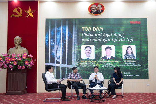 Chung tay chấm dứt hoạt động nuôi nhốt gấu tại Hà Nội