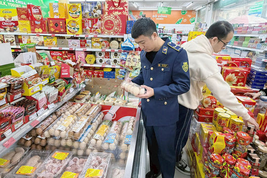 Hà Nội xử lý 1.181 vụ buôn lậu, gian lận thương mại và hàng giả