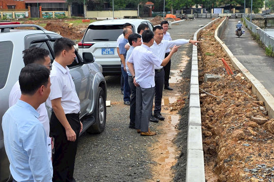 Hà Nội nghiên cứu phục hồi dòng sông Đáy cổ gắn với đền Hát Môn