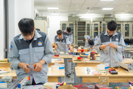 Hoàn thiện quy định tổ chức các kỳ thi kỹ năng nghề trong nước và quốc tế