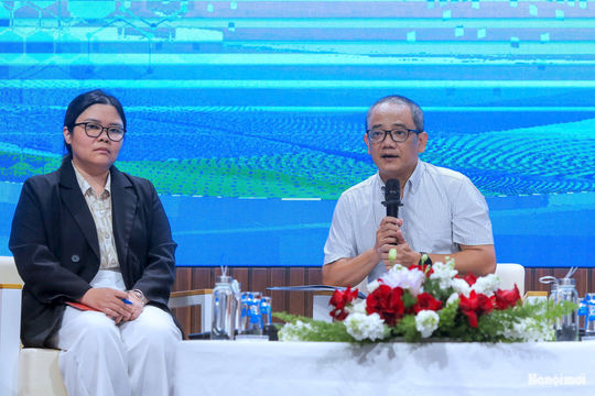 Nữ công nhân môi trường: Khi “gánh nặng kép” bào mòn sức khỏe