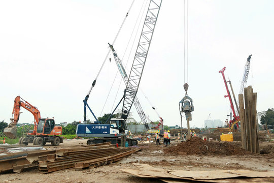 Cơ bản hoàn thành giải phóng mặt bằng 7 cầu vượt sông Hồng