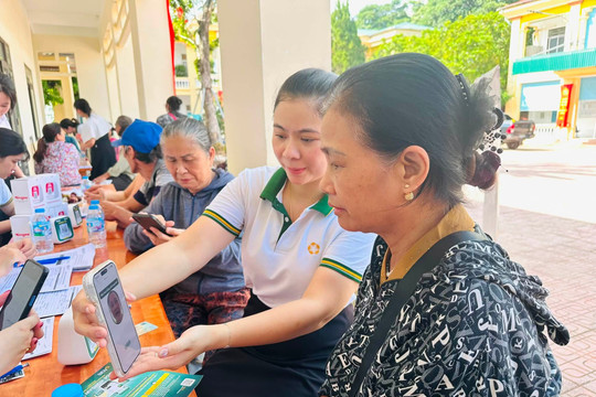 Gỡ rào cản để “tiếp sức” cho hộ kinh doanh