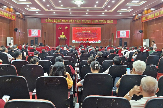 Lãnh đạo xã Phú Xuyên đối thoại với người dân, doanh nghiệp