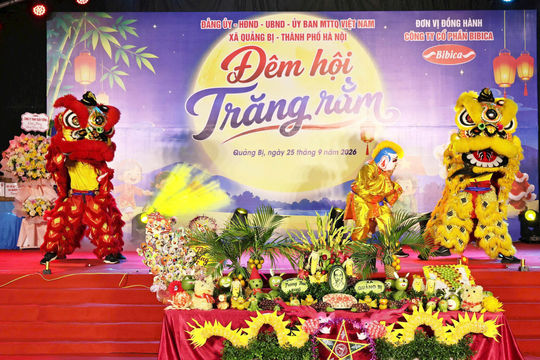 Rộn ràng đêm hội Trăng Rằm tại xã Quảng Bị