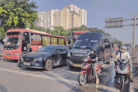 Siết chặt quản lý xe hợp đồng “trá hình”: Tạo môi trường vận tải cạnh tranh, phát triển lành mạnh