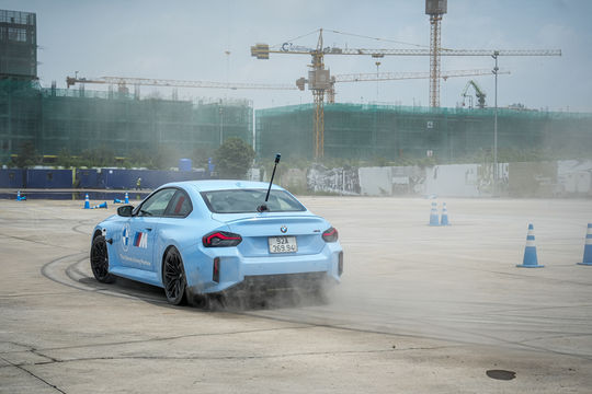BMW M đối trọng Mercedes-AMG, hâm nóng cuộc đua xe hiệu năng cao tại Việt Nam