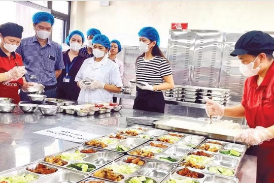 Xuân Đỉnh: Bảo đảm an toàn bữa ăn bán trú cho học sinh