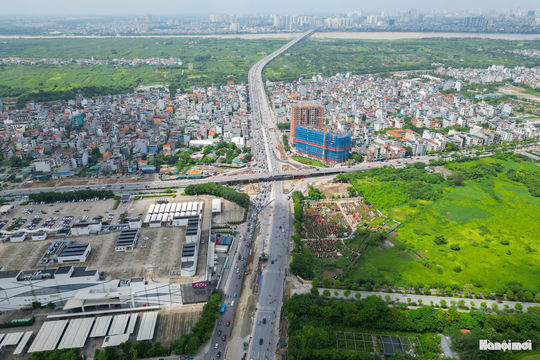 Điều chỉnh giao thông, bảo đảm tiến độ hầm chui Cổ Linh
