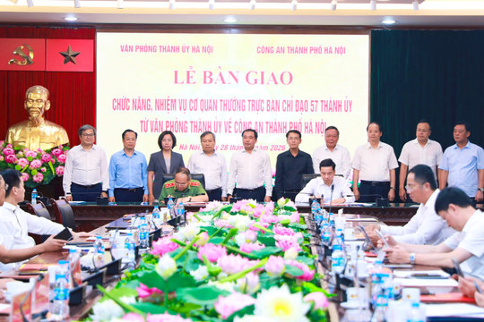Bí thư Thành ủy Hà Nội Trần Đức Thắng: Công an Thủ đô đi trước một bước trong bảo đảm an ninh, an toàn cho phát triển