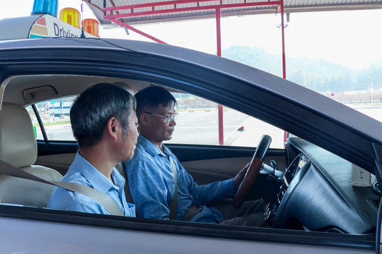 Cần tăng cường bảo đảm an toàn trong đào tạo lái xe