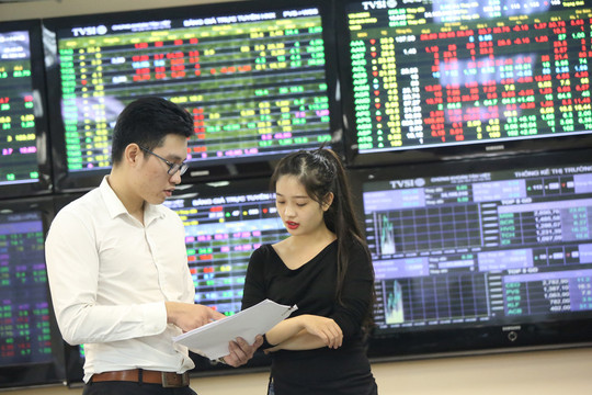 Thị trường chứng khoán Việt Nam: Vượt qua rào cản nâng hạng thành công