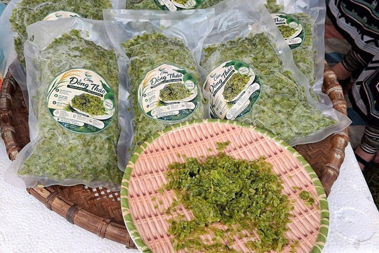 Cốm Khẩu Nua Lếch