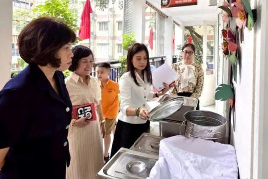 Phường Bạch Mai tổ chức lại phòng chuyên môn