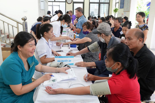 Xã Thanh Oai: Tỷ lệ khám sức khỏe cho học sinh đạt 100%