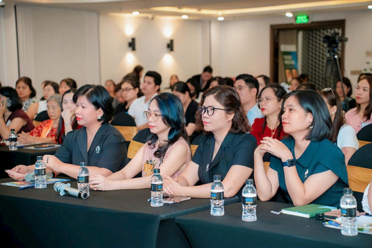Quản trị trường mầm non trong bối cảnh mới