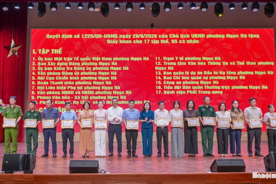 Tổng kết diễn tập chiến đấu phòng thủ cụm phường Láng - Ngọc Hà - Giảng Võ