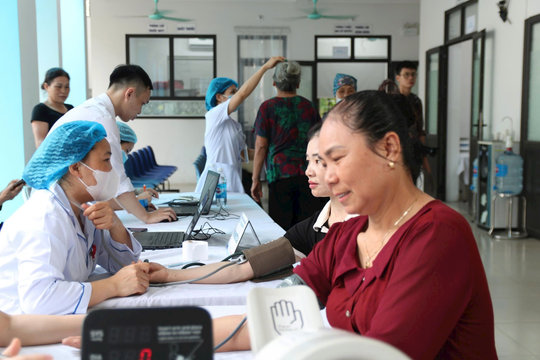Bộ Y tế “gỡ khó” trong triển khai khám sức khỏe định kỳ miễn phí toàn dân