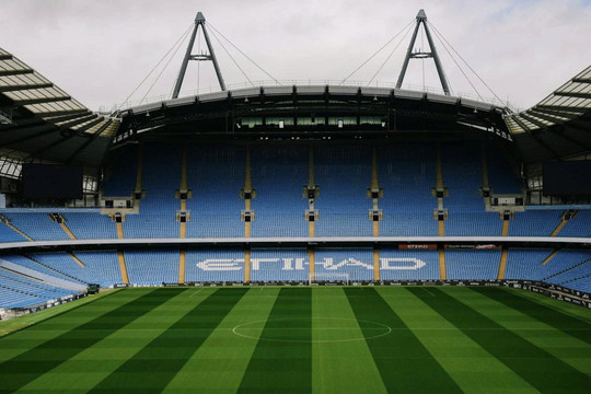 Manchester City trước ngã rẽ sau phán quyết tài chính