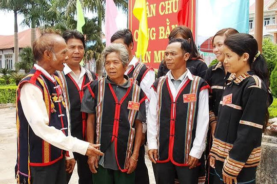 Hà Nội thực hiện chính sách hỗ trợ người có uy tín trong đồng bào dân tộc thiểu số