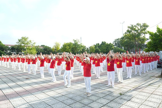 Đón “làn sóng bạc”, phát huy nguồn lực người cao tuổi