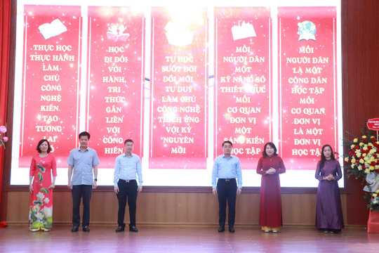 Phường Tây Hồ lan tỏa tinh thần học tập suốt đời trong kỷ nguyên số