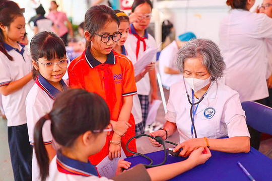 Đưa chính sách an sinh đến từng người dân Thủ đô