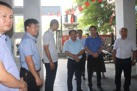Phường Bạch Mai: Tháo dỡ công trình phục vụ giải phóng mặt bằng Trục không gian Quốc lộ 1A