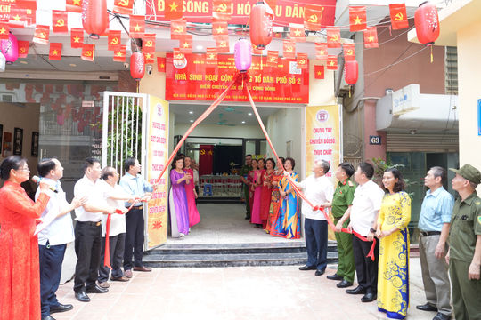 Phường Văn Miếu - Quốc Tử Giám: Ra mắt các điểm chuyển đổi số, sản phẩm tiện ích số phục vụ người dân
