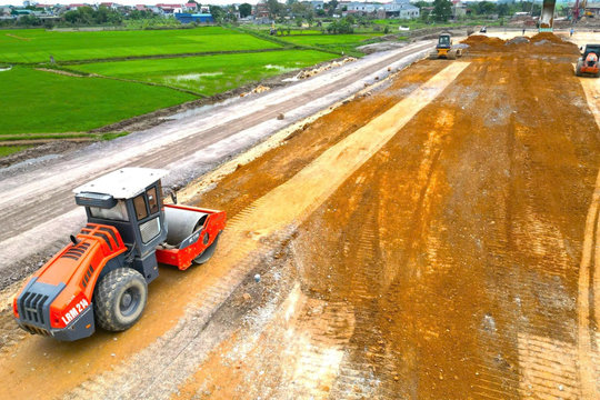 19 dự án giao thông chậm tiến độ, nhiều công trình nguy cơ lỡ hẹn năm 2026