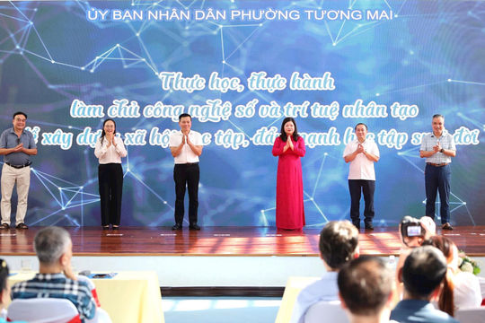 Phường Tương Mai: Đưa kỹ năng số, AI vào Tuần lễ học tập suốt đời