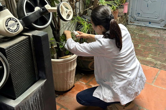 Phường Hoàng Liệt ra quân vệ sinh môi trường, diệt bọ gậy phòng, chống sốt xuất huyết