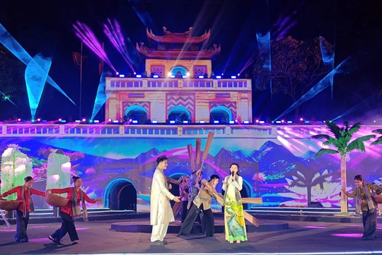 Tối nay, nghệ sĩ Việt Nam và quốc tế hội tụ trong đêm bế mạc Lễ hội Văn hóa thế giới tại Hà Nội