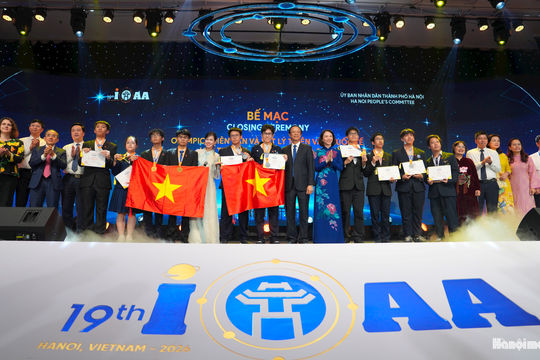 Bế mạc IOAA 2026: Hà Nội để lại dấu ấn đẹp với bạn bè quốc tế