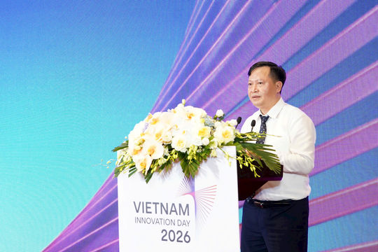 Từ làm chủ công nghệ đến tạo giá trị mới