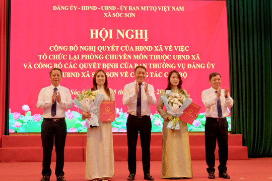 Xã Sóc Sơn công bố các quyết định về công tác cán bộ