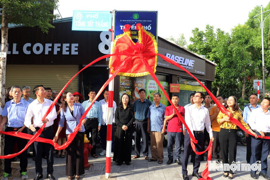 Phường Kiến Hưng khai trương chợ, tuyến phố thanh toán không dùng tiền mặt