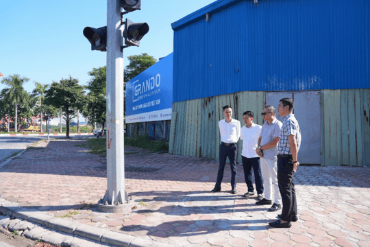 Lãnh đạo xã Gia Lâm kiểm tra, xử lý kiến nghị về tổ chức giao thông