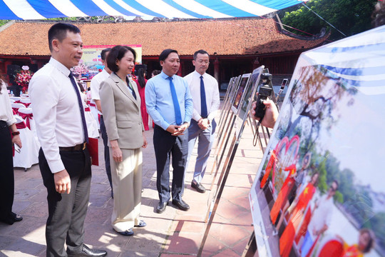 Khai mạc Triển lãm ảnh “Hà Nội trong tôi” lần thứ 21 - năm 2026: Lan tỏa tình yêu Hà Nội