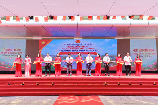 Phú Nghĩa khánh thành công trình trường học chào mừng Ngày Giải phóng Thủ đô
