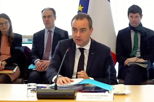 Nợ công của Pháp tăng cao, nỗi lo mới của Eurozone