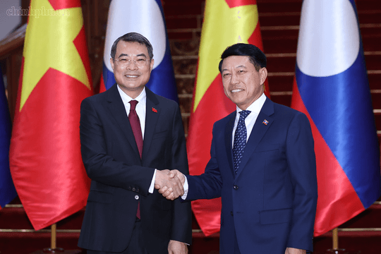 Việt Nam - Lào tiếp tục củng cố quan hệ đặc biệt, tăng cường hợp tác thực chất